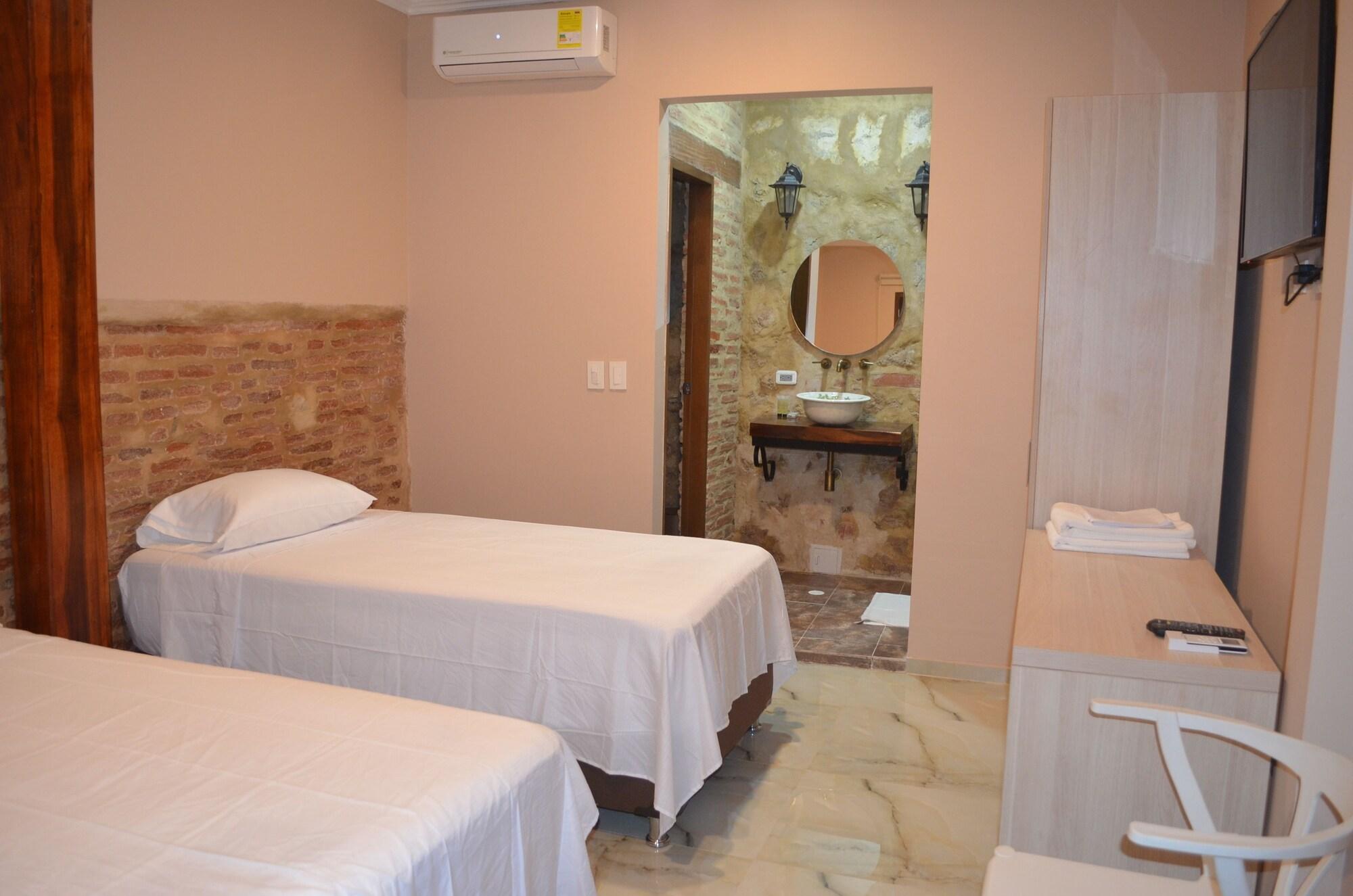 Hotel Casa Alpha Cartagena Bagian luar foto