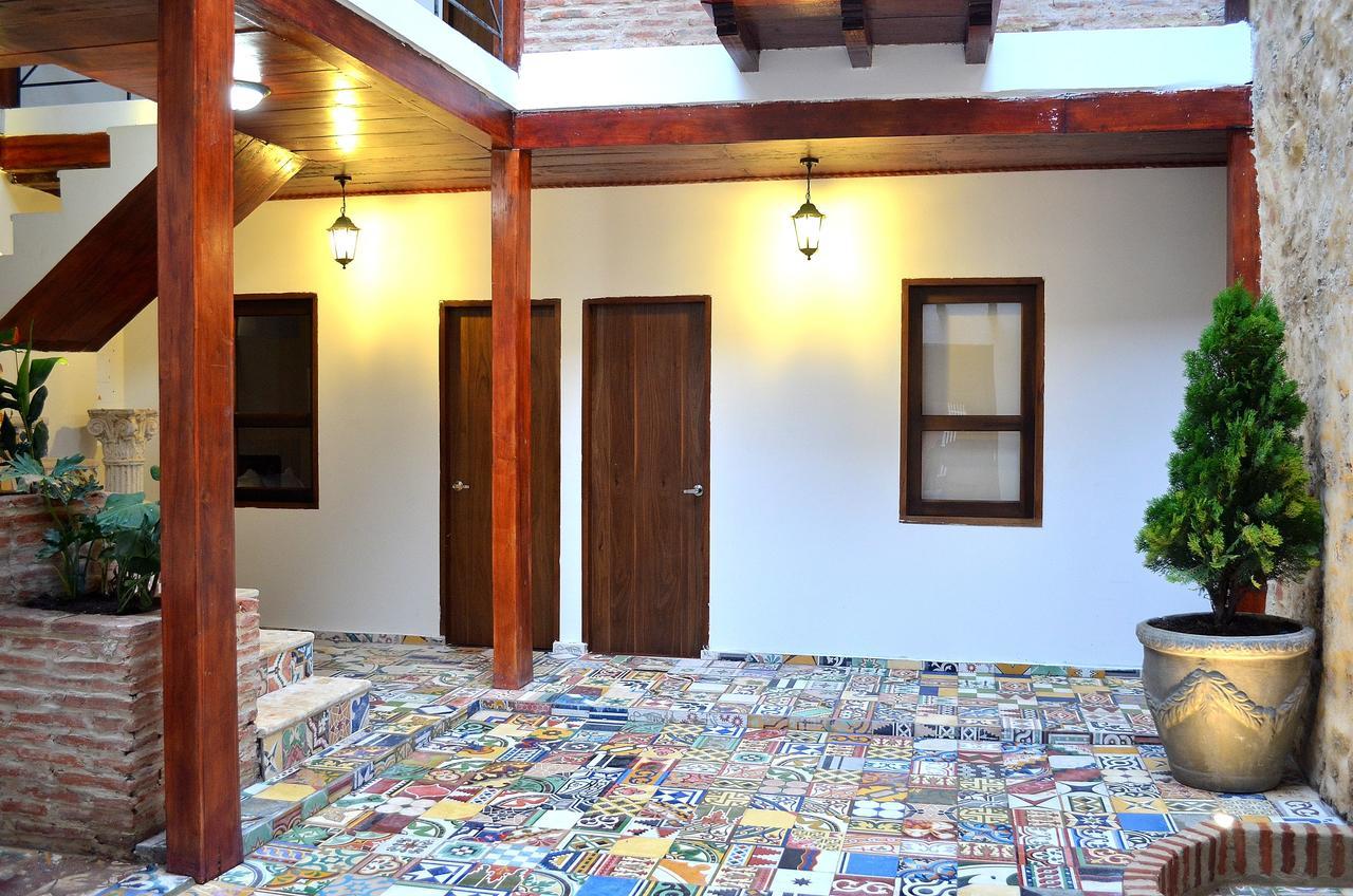 Hotel Casa Alpha Cartagena Bagian luar foto